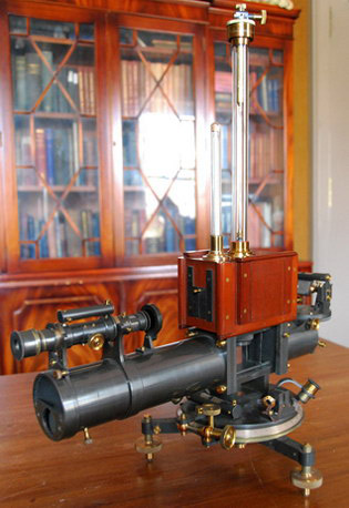 Magnétomètre Eliot
Vers 1898